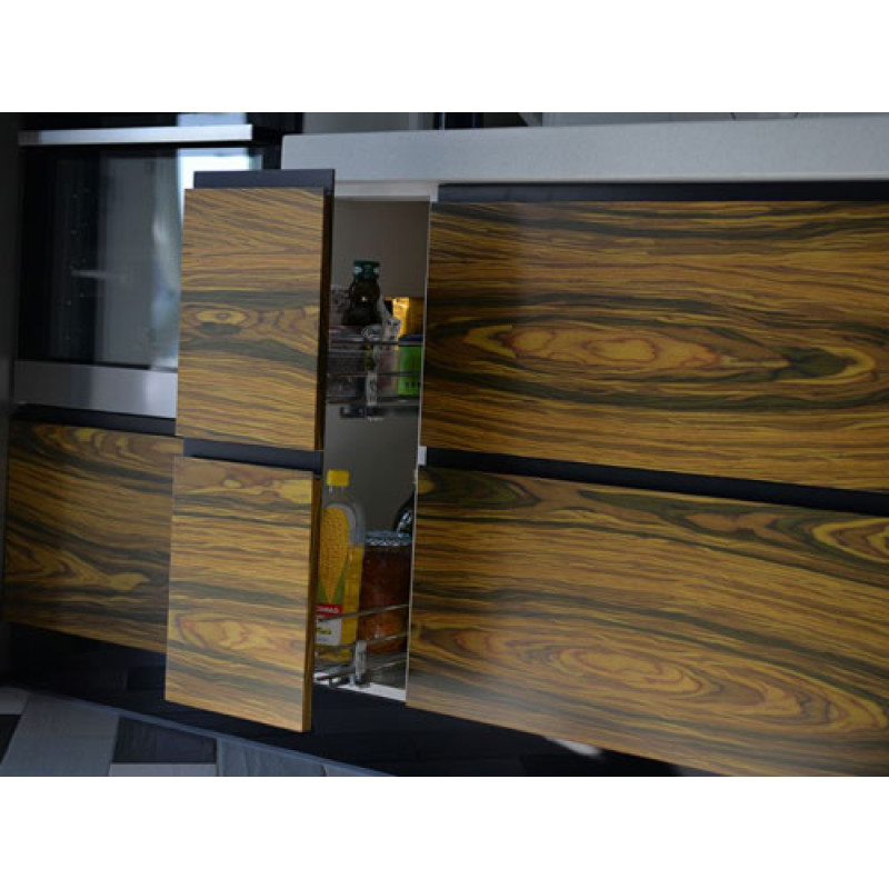 Кухня под индивидуальный заказ фасад AGT + врезные ручки